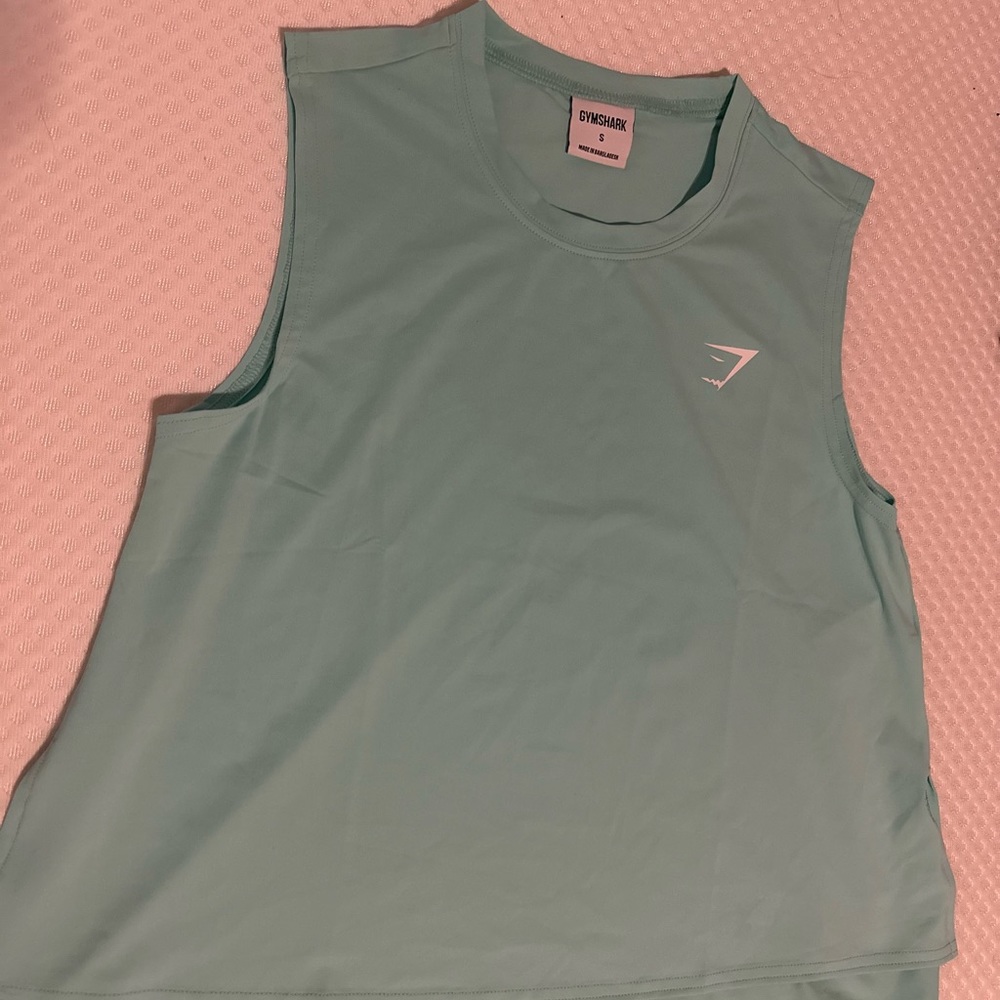 Gymshark women crop top size S